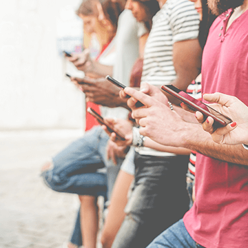 Improving candidate communication: Step up your mobile recruitment strategy while maintaining compliance