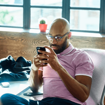 How texting can power up your hiring software